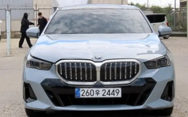 인천신용불량자중고차렌트 5시리즈 (G60) 530i xDrive 매물 사진 4 - 2024/02 27,699km