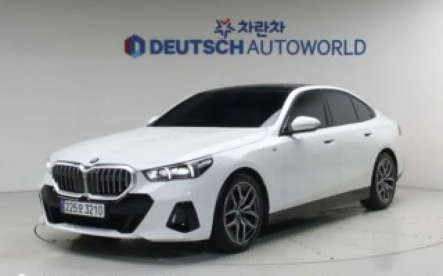 인천신용불량자중고차렌트 5시리즈 (G60) 520i 매물 사진 10 - 2025/01 12,451km